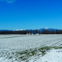 雪化粧の日高山脈～冬の晴天率の高さが移住の決め手！