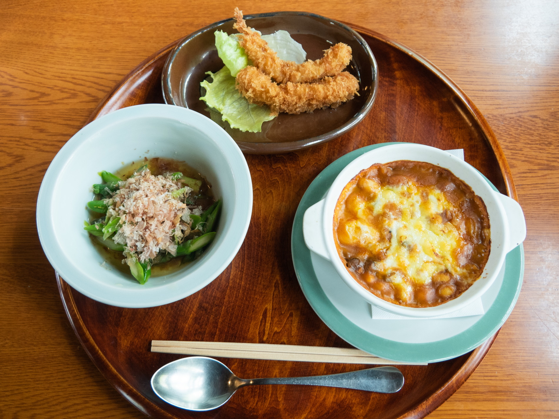 六花亭アートビレッジ でランチ 庭園と芸術鑑賞の休日 ブログ エゾリス君の宿 カンタベリー 北海道 中札内村