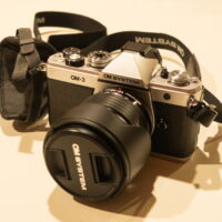 新しいカメラ「OM-3」が届きました。庭に咲くカタクリなどを試し撮り！